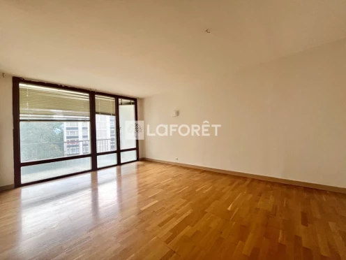 Appartement à  Chambéry (73000), 2 pièces