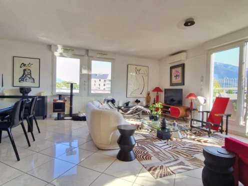 Appartement à  Chambéry (73000), 4 pièces