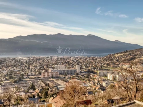 Appartement à  Aix-les-Bains (73100), 4 pièces