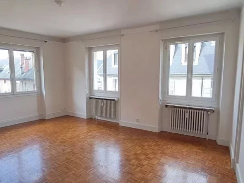 Appartement à  Chambéry (73000), 4 pièces