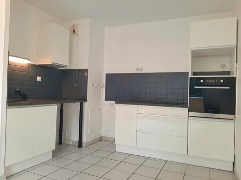 Appartement à  Albertville (73200), 2 pièces