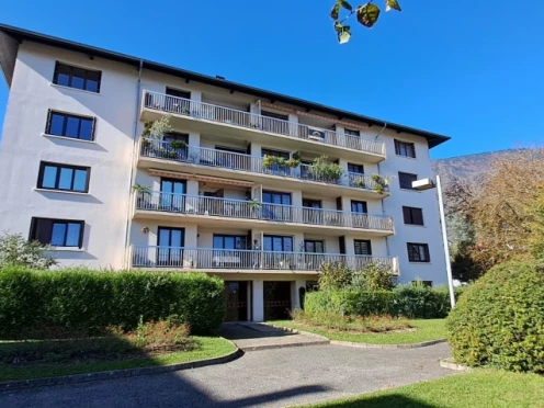 Appartement à Le Bourget-du-Lac (73370), 4 pièces