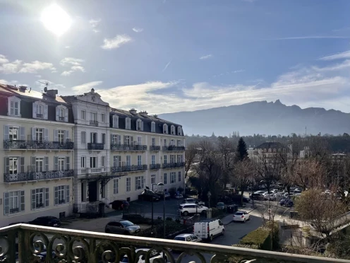 Appartement à  Aix-les-Bains (73100), 3 pièces