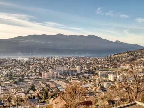 Appartement à  Aix-les-Bains (73100), 4 pièces