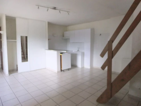 Appartement à  Saint-Pierre-d'Albigny (73250), 2 pièces