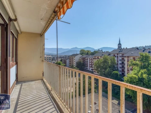 Appartement à  Chambéry (73000), 4 pièces