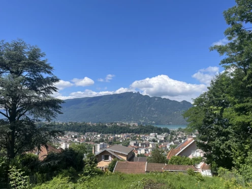 Terrain à  Aix-les-Bains (73100),  pièces