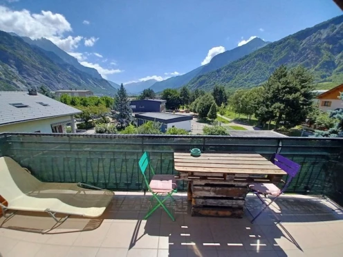 Appartement à  Saint-Jean-de-Maurienne (73300), 4 pièces