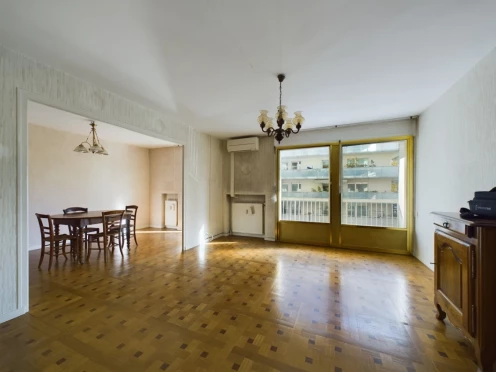 Appartement à  Chambéry (73000), 4 pièces