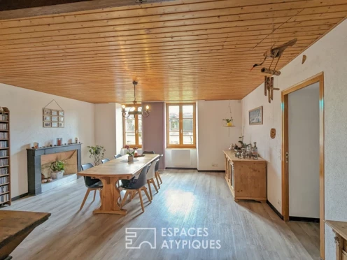 Appartement à  Collonges (01550), 5 pièces