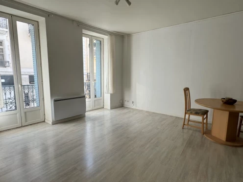 Appartement à  Aix-les-Bains (73100), 2 pièces