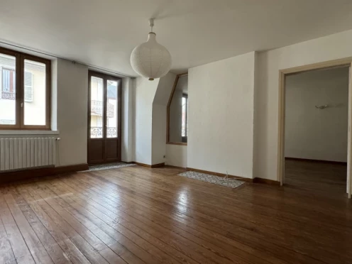 Appartement à  Aix-les-Bains (73100), 3 pièces