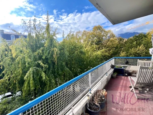 Appartement à  Aix-les-Bains (73100), 4 pièces