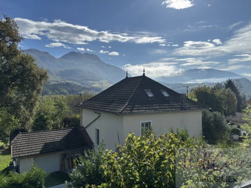 Maison à  Massignieu-de-Rives (01300), 6 pièces