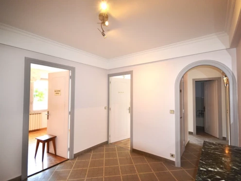 Appartement à  Aix-les-Bains (73100), 3 pièces