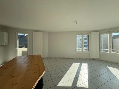 Appartement à  Chambéry (73000), 3 pièces