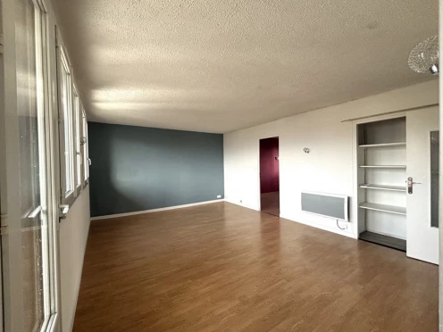 Appartement à  Chambéry (73000), 3 pièces