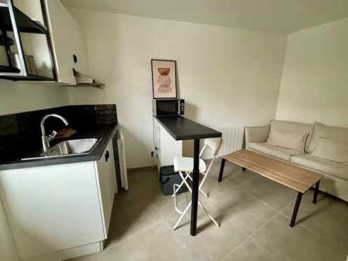 Appartement à  Aix-les-Bains (73100), 2 pièces