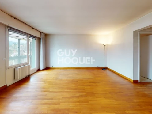 Appartement à  Chambéry (73000), 3 pièces