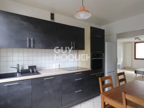 Appartement à  Chambéry (73000), 4 pièces