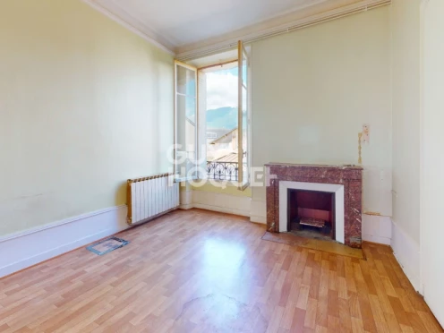 Appartement à  Aix-les-Bains (73100), 3 pièces