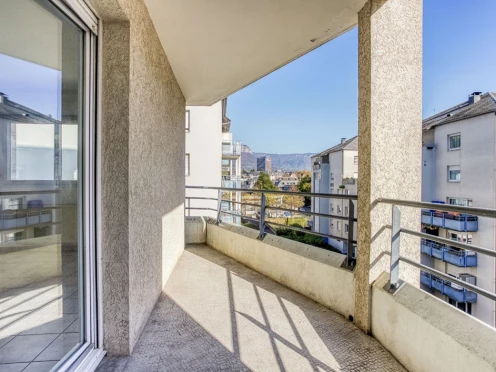 Appartement à  Chambéry (73000), 3 pièces