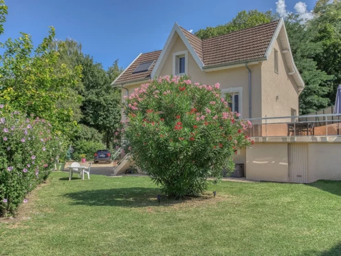 Maison à  Aix-les-Bains (73100), 5 pièces