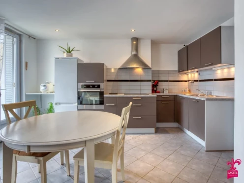 Appartement à  Chambéry (73000), 3 pièces