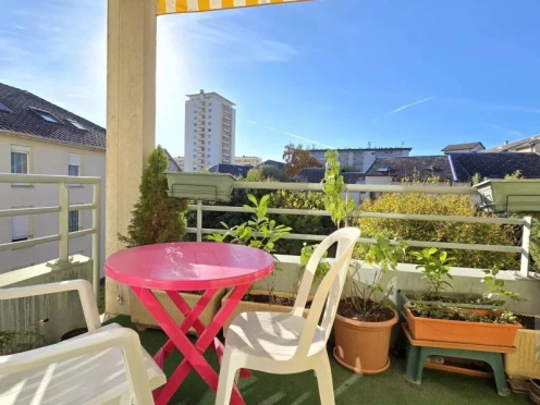 Appartement à  Chambéry (73000), 3 pièces