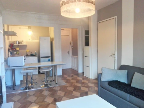 Appartement à  Aix-les-Bains (73100), 2 pièces