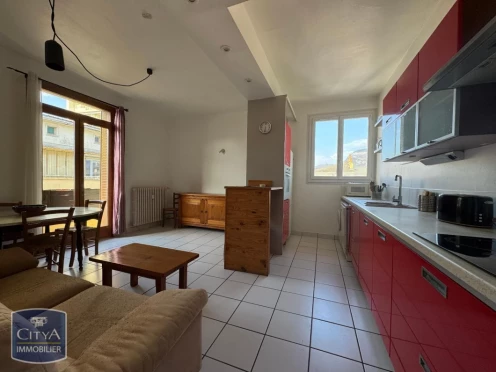 Appartement à  Chambéry (73000), 4 pièces