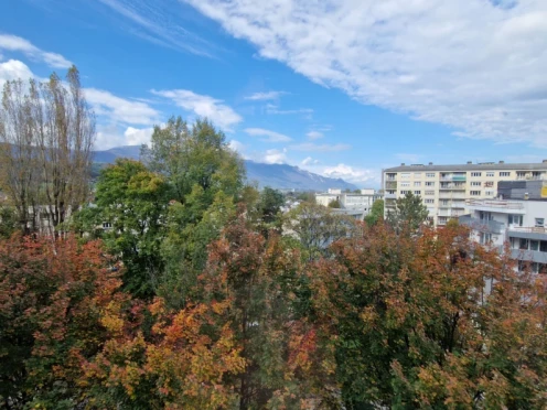 Appartement à  Chambéry (73000), 5 pièces