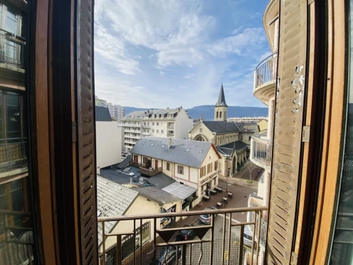 Appartement à  Chambéry (73000),  pièces