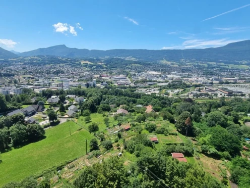 Appartement à  Chambéry (73000), 4 pièces