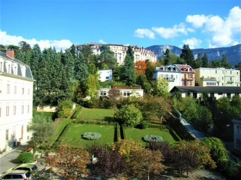 Appartement à  Aix-les-Bains (73100), 1 pièces