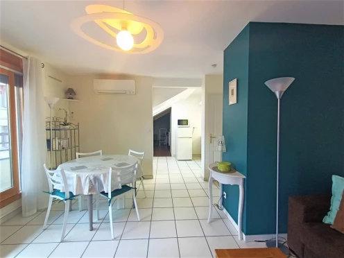 Appartement à  Aix-les-Bains (73100), 2 pièces