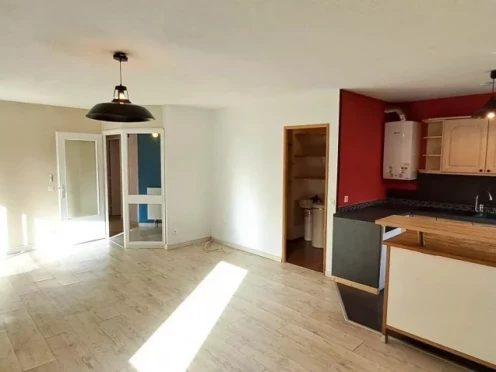 Appartement à  Chambéry (73000), 4 pièces