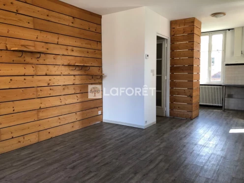 Appartement à  Aix-les-Bains (73100), 3 pièces