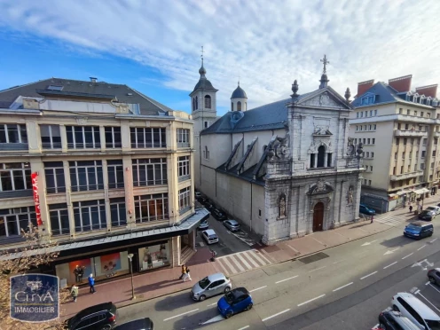 Appartement à  Chambéry (73000),  pièces