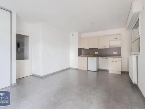 Appartement à  Chambéry (73000),  pièces