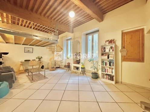 Appartement à  Chambéry (73000), 2 pièces