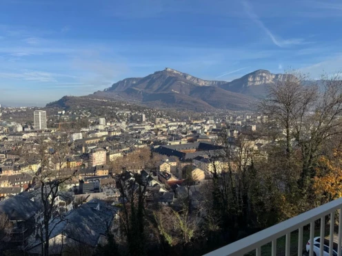 T3 à  Chambéry (73000), 3 pièces