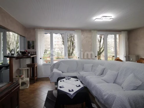 Appartement à  Chambéry (73000), 3 pièces