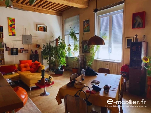 Appartement à  Lyon (69004), 3 pièces