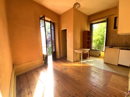 Appartement à  Aix-les-Bains (73100), 1 pièces