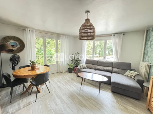 Appartement à  Chambéry (73000), 3 pièces