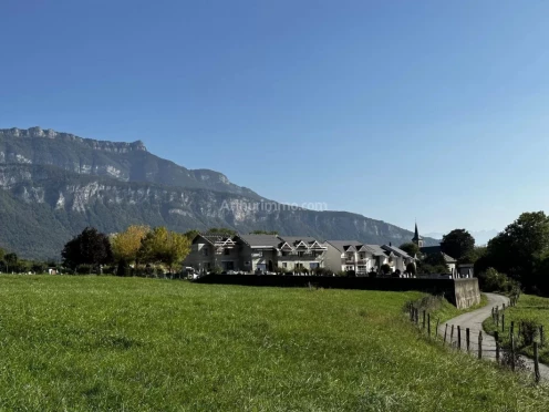 Maison à  Viviers-du-Lac (73420), 5 pièces