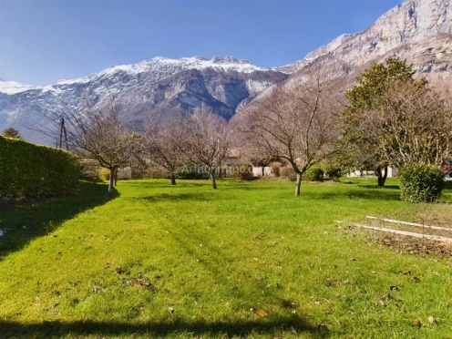 Terrain à  Saint-Paul-de-Varces (38760),  pièces