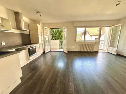 Appartement à  Aix-les-Bains (73100), 2 pièces