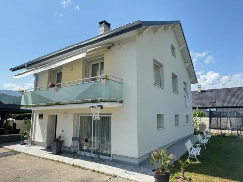 Maison de ville à  Chambéry (73000), 6 pièces